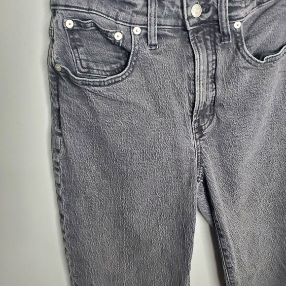 Madewell The Curvy Petite Perfect Vintage Straight Jean in Lunar Wash 27P Grey - Picture 7 of 16